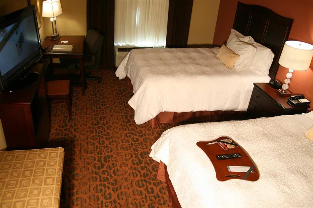 Hampton Inn & Suites Mission Quarto foto